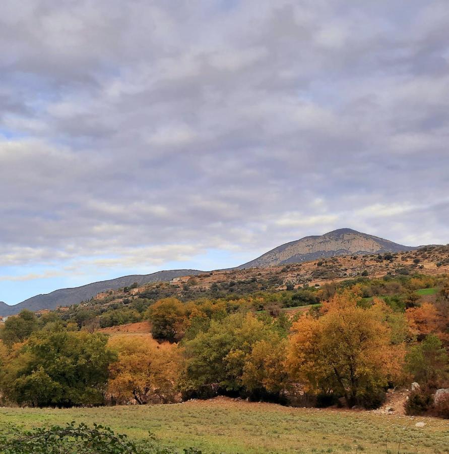 Corral De L'Esquirol Villa Basturs Dış mekan fotoğraf